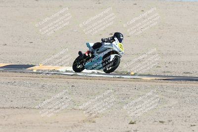 media/Oct-05-2025-CVMA (Sun) [[beeef4f201]]/Race 11-500-400(4)-350 Supersport/